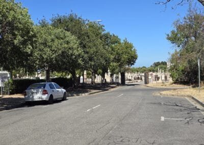 West Tce Cemetery: Parking-4-NE entrance Wylde St