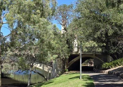 Adelaide Bridge 08